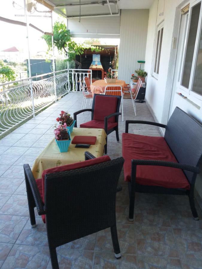 Apartment Meri Trogir Exterior photo